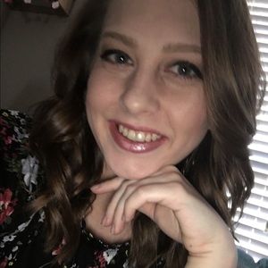 Meet your Posher, Jami